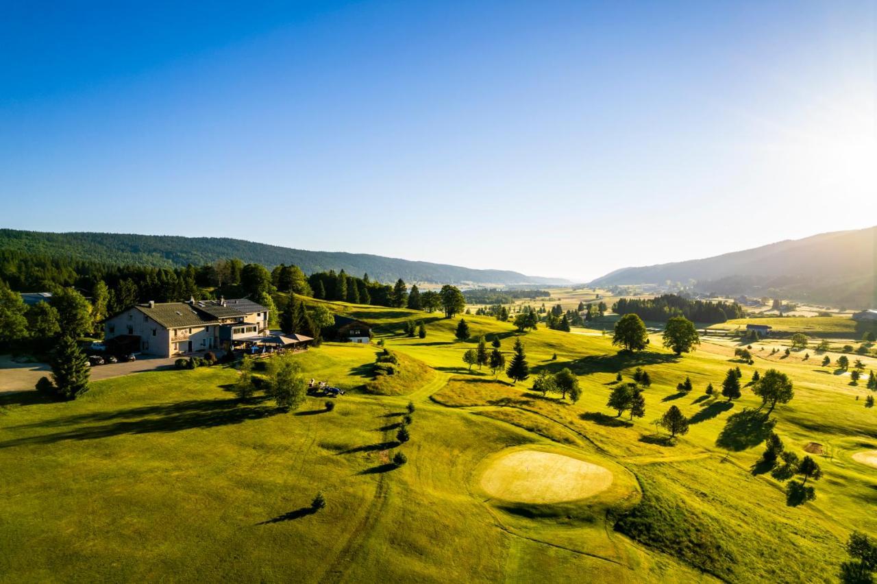 Domaine Du Mont-Saint-Jean Hotel Ле Рус Екстериор снимка